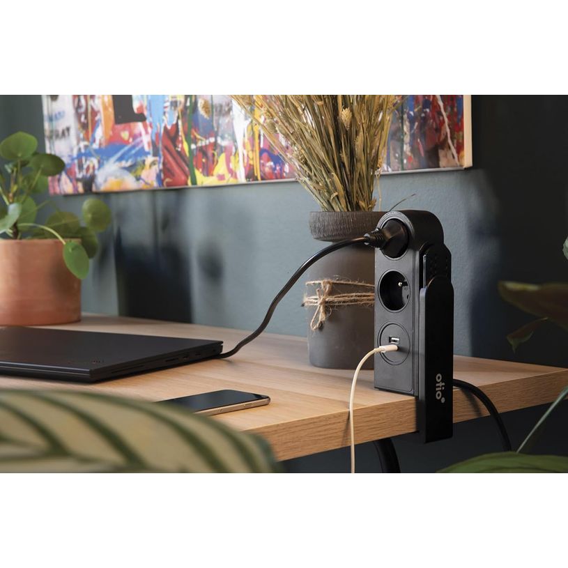 3545417601114-Otio - Multiprise clipsable - 2 prises +  2 ports (USB + USB-C)- 1.5 m cordon - noir--5